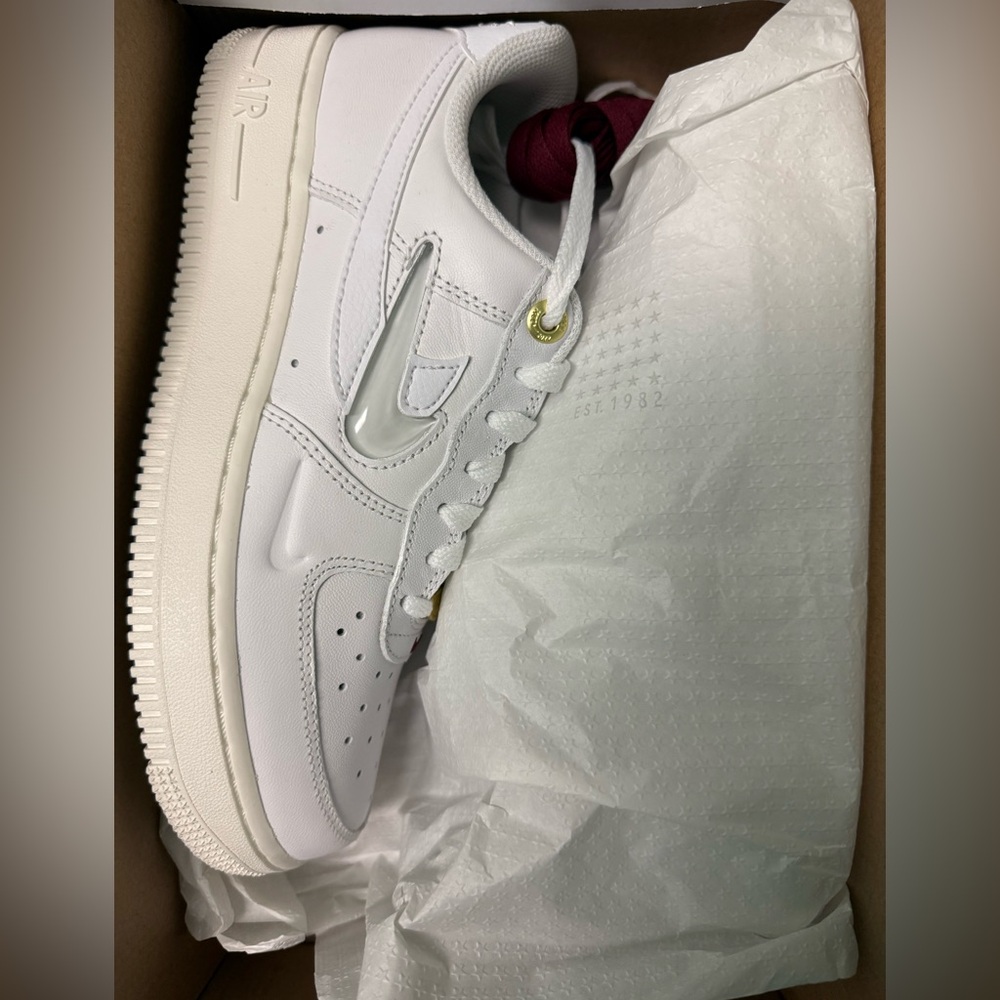 Nike Air Force 1 Low White with Gold Details
